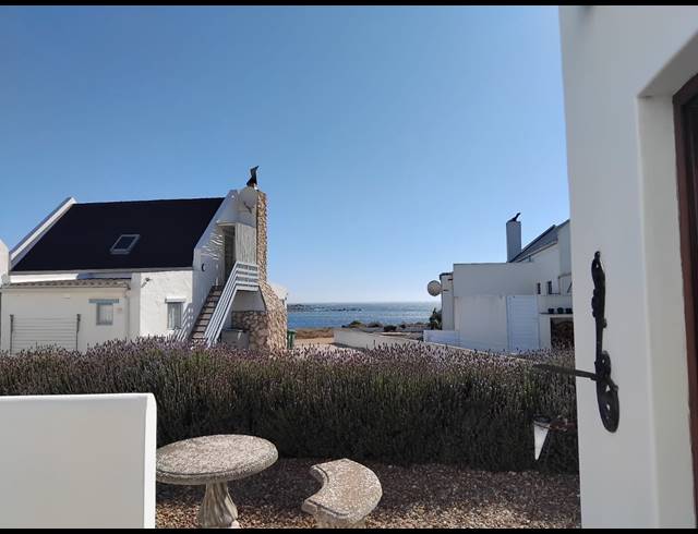 3 BEDROOM HOUSE FOR SALE IN JACOBSBAAI